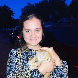 Meet your Posher, Emily